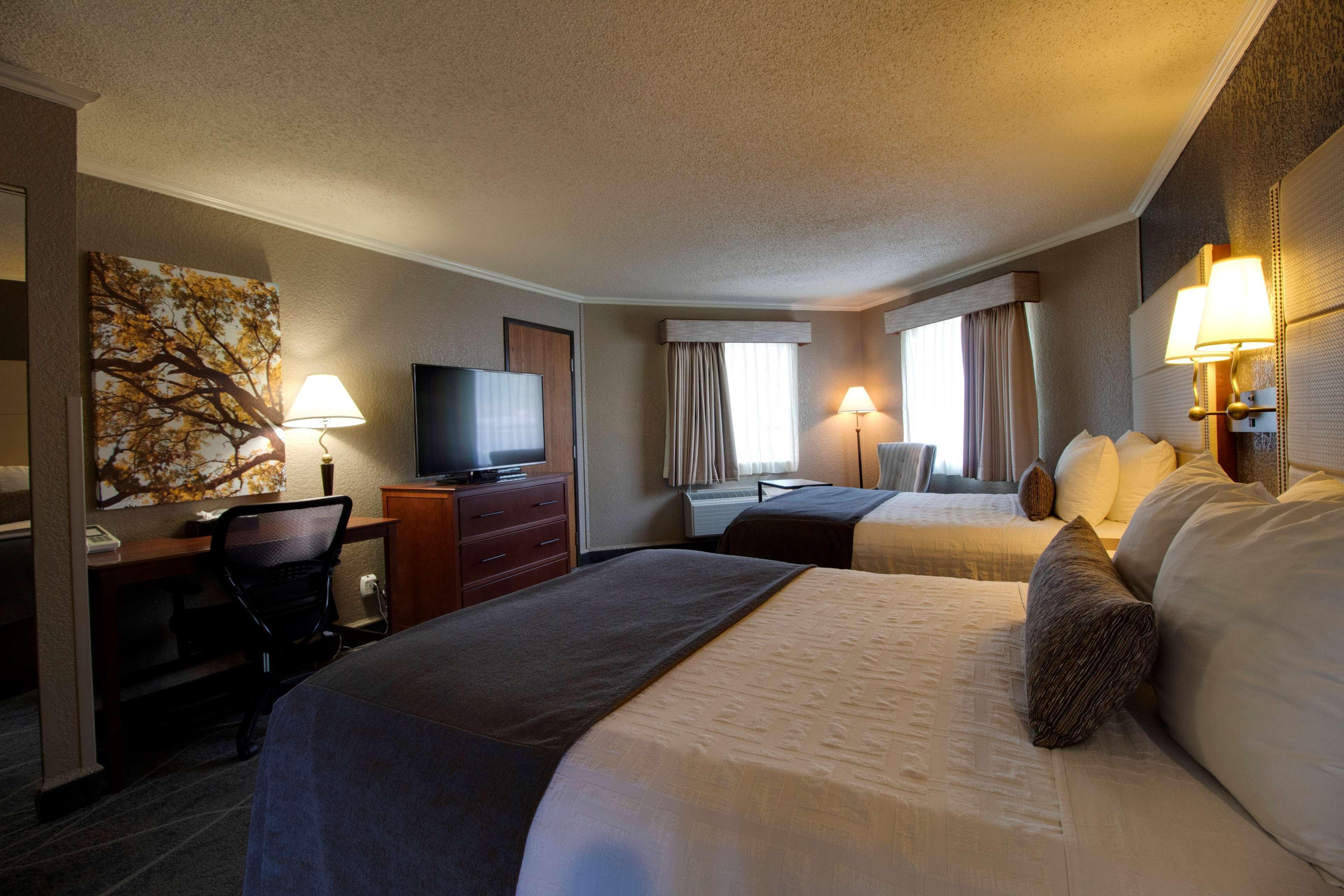 Best Western Harbour Pointe Lakefront Saint Ignace Eksteriør bilde