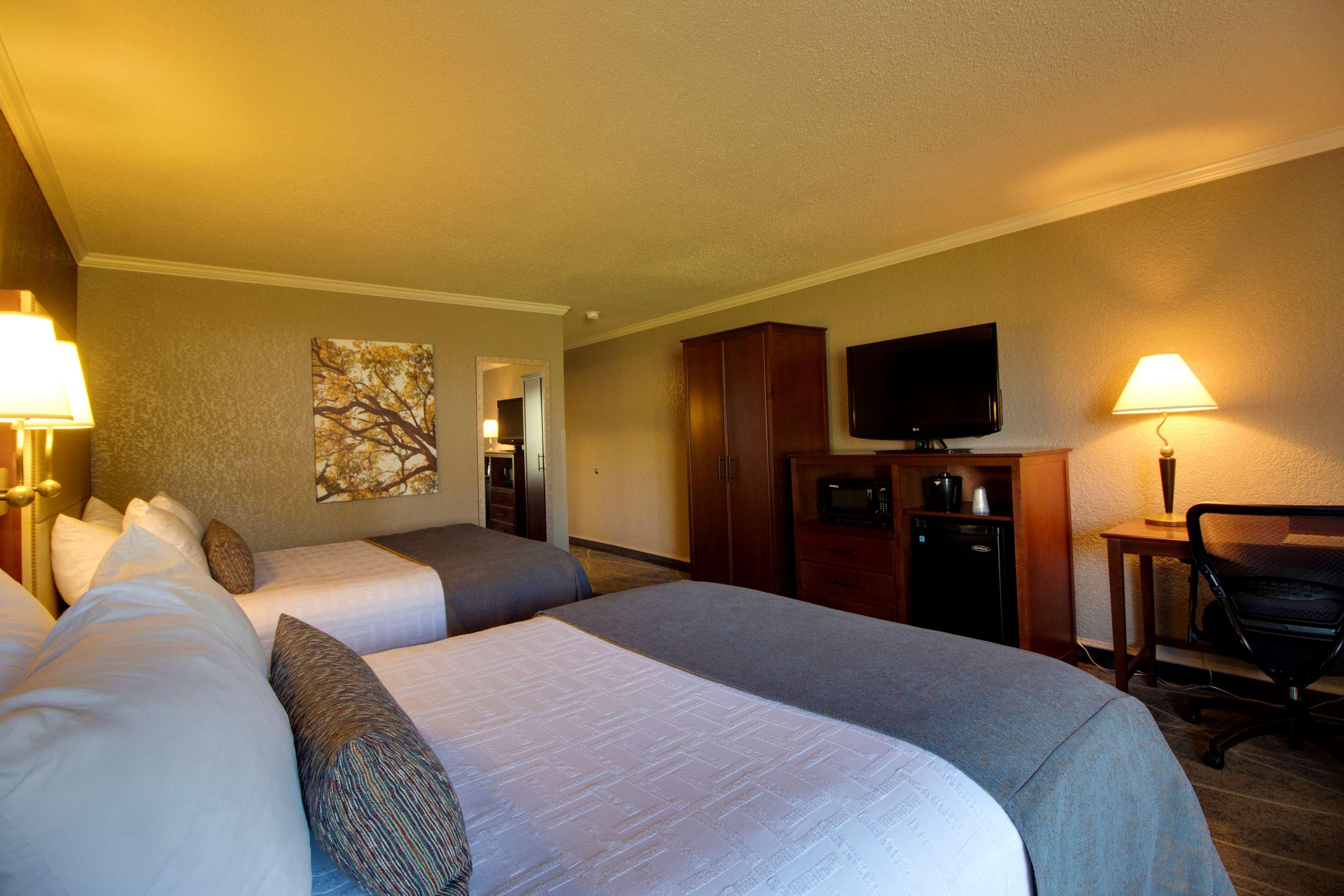 Best Western Harbour Pointe Lakefront Saint Ignace Eksteriør bilde
