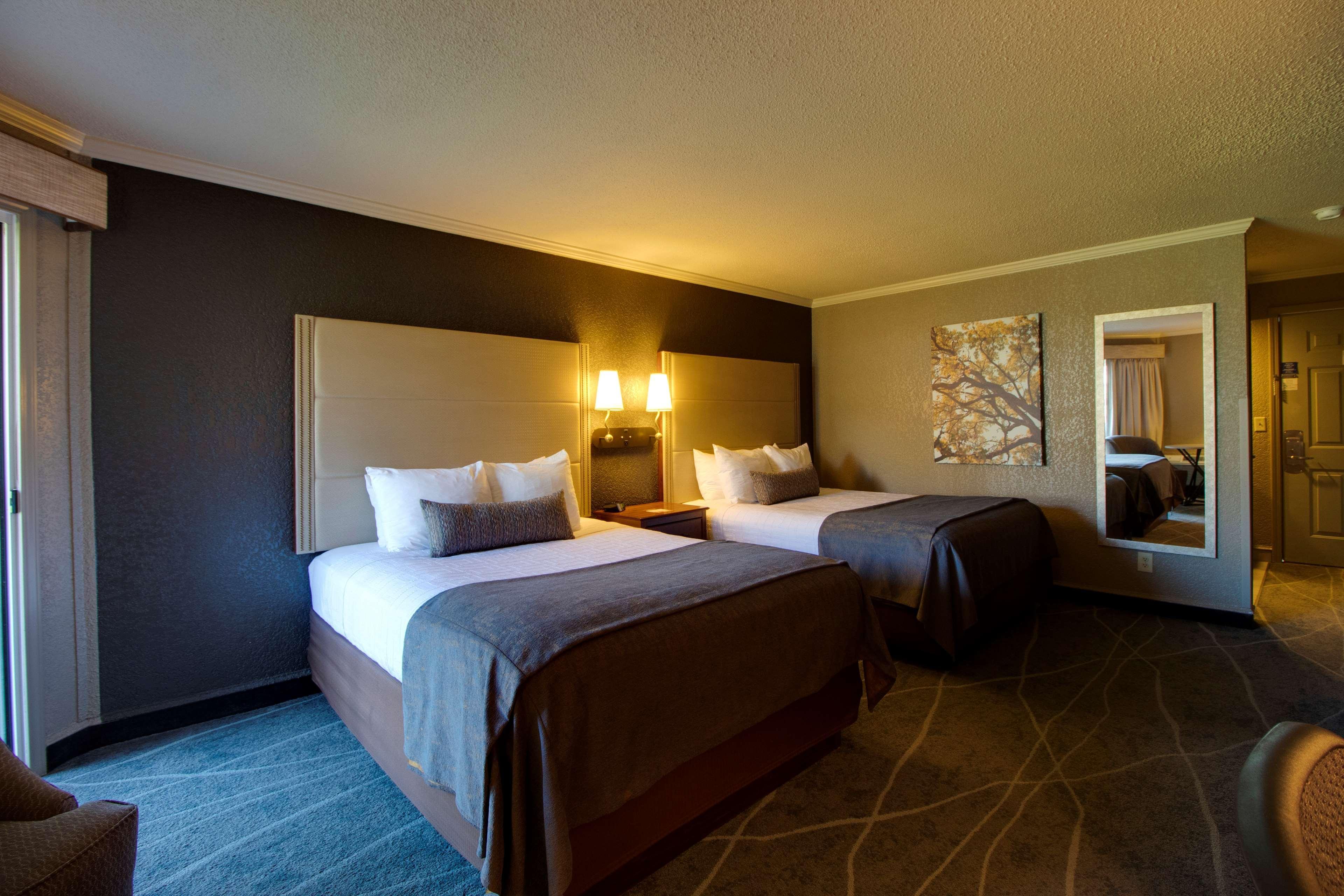 Best Western Harbour Pointe Lakefront Saint Ignace Eksteriør bilde