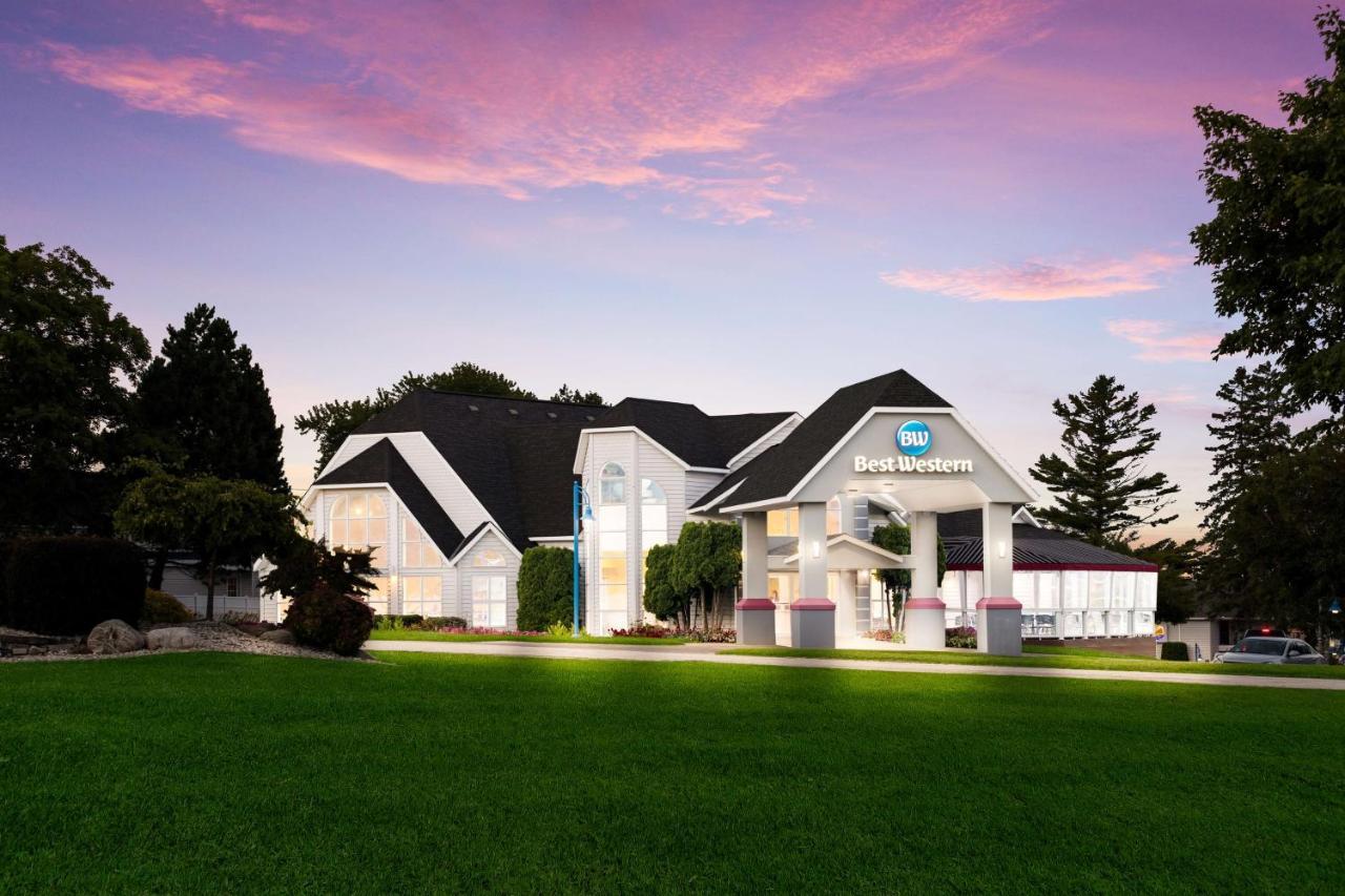 Best Western Harbour Pointe Lakefront Saint Ignace Eksteriør bilde